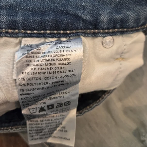 Levi's Signature High Rise Ankle Straight Jeans Size 8 Light Blue Distressed NWT - Picture 9 of 14